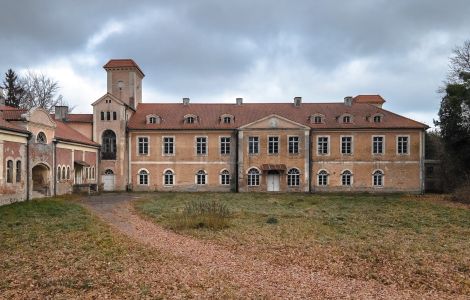  - Masurian Palaces: Dobrocin