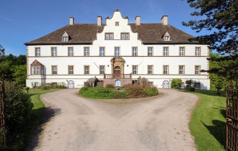 Wehrden, Schloss Wehrden - Baroque Castle in Wehrden