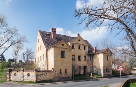  - Ruined Manor in Theißen (Burgenlandkreis, Saxony-Anhalt)