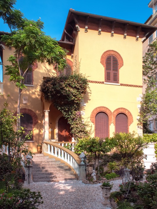 Old noble house in Albenga, Viale Martiri della Libertà, Albenga