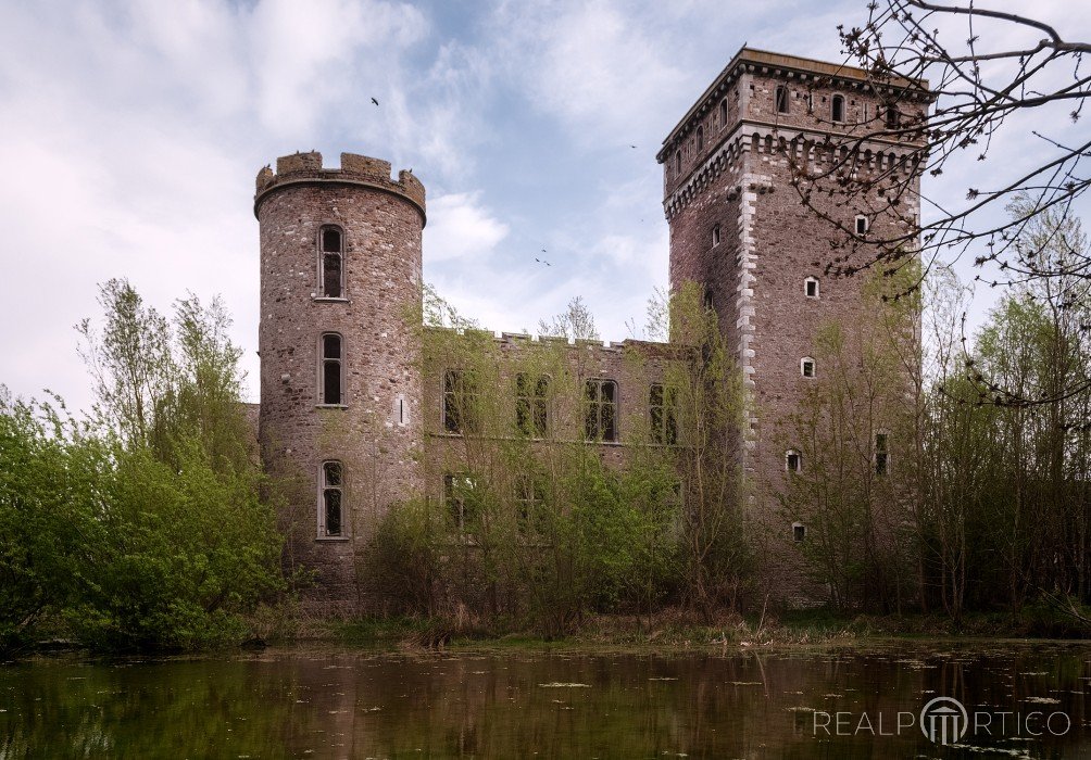 Castle in Seraing-le-Château, Seraing-le-Château