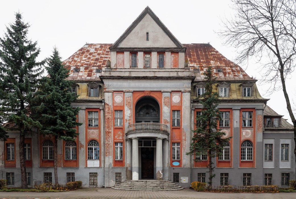 Stunning Abandoned Mansion in Poland, Kętrzyn
