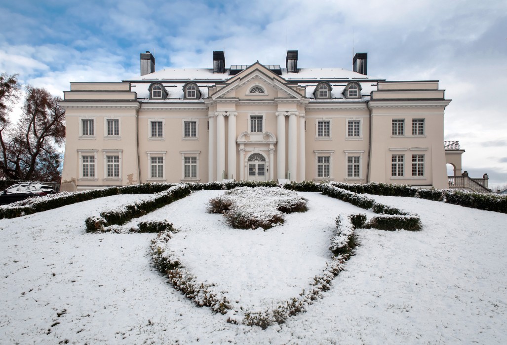 Palace in Komierowo, Kujawsko-Pomorskie, Komierowo