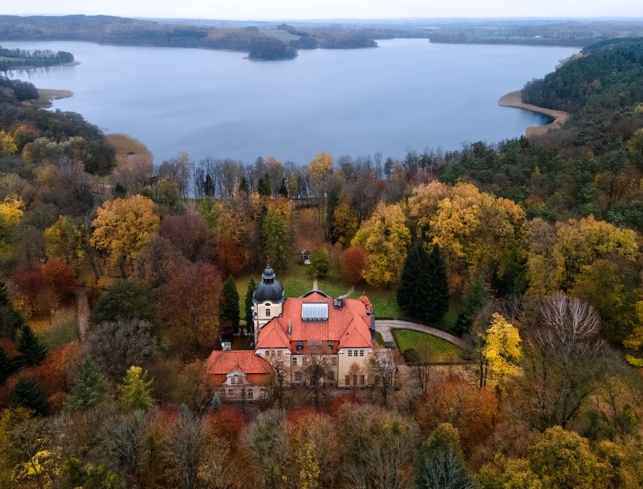 Neobaroque Manor in Masuria: Łężany, Łężany