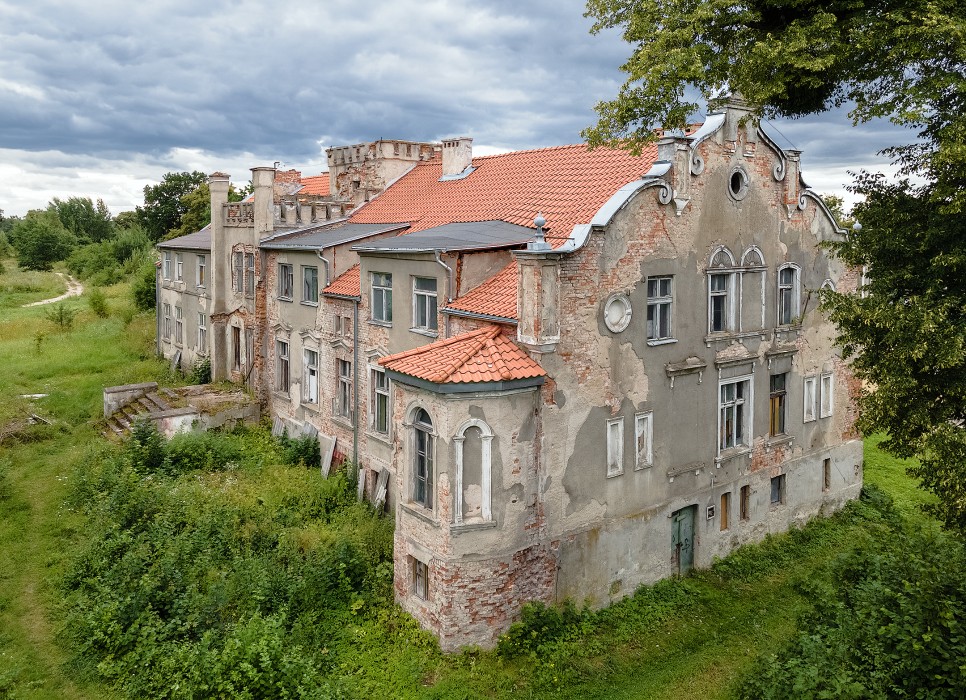 Manor houses in former East Prussia: Stachowizna, Warmia-Masuria