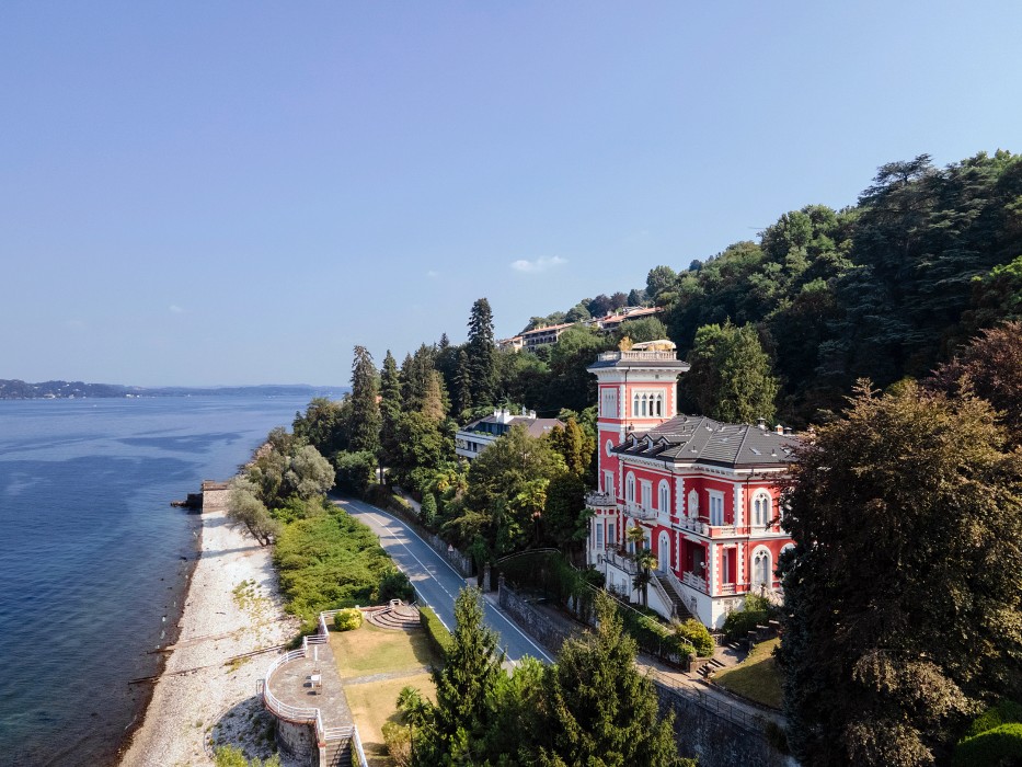 Historic villas in Stresa: Villa Excelsior Niobe, Stresa