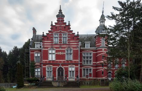 Huy, Chemin de Saint-Loup - Palace near Huy, built in flemish neo-renaissance style 