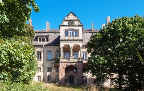 Hohenthurm, Schloss - Palace in Hohenthurm - Garden side