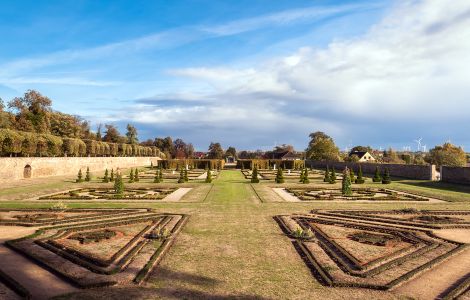  - Palace in Hundisburg - Baroque Garden