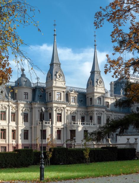 Łódź, Pałac Izraela Poznańskiego - The Izrael Poznański Palace in Łódź