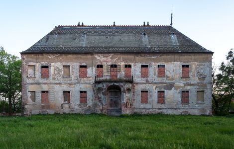  - Old Manor in Osiek Grodkowski
