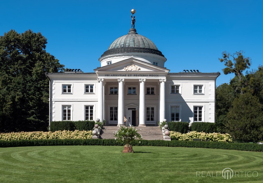 Palace in Lubostron, Lubostroń