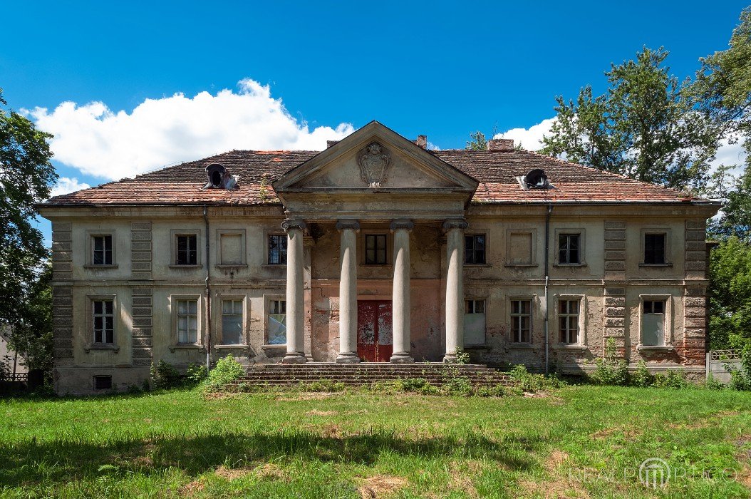 Manor in Chylin, Greater Poland, Chylin