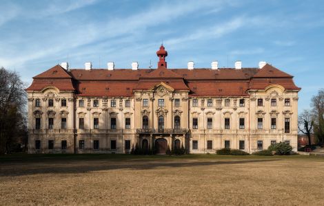 Měšice, Zamecka - Palace in Měšice