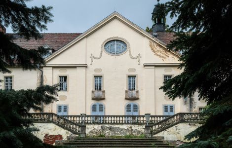 Neudeck, Dorfstraße - Palace in Neudeck, Brandenburg