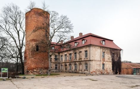 Zichow, Dorfstraße - Palace in Zichow