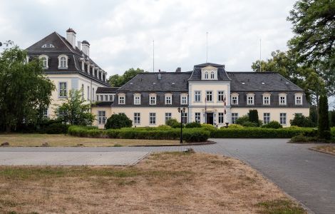  - Manor in Groß Plasten (Castle Hotel)