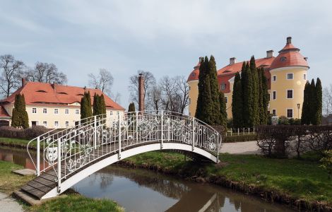 Milkel - Minakał, Schlossstraße - Baroque Palace in Milkel, Saxony