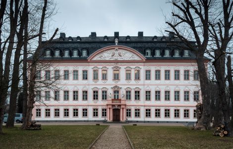 Oppurg, Schloßstraße - Vacant Castle in Thuringia: Oppurg