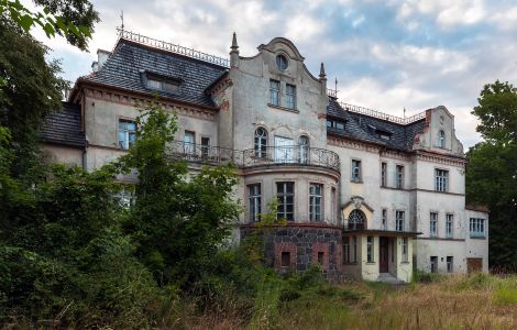  - Manor in Bronów