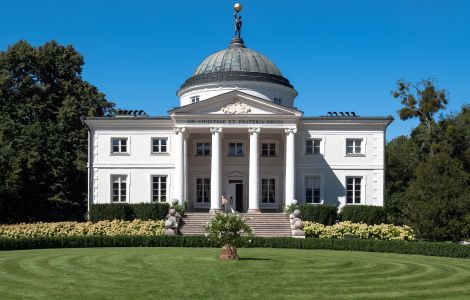 Lubostroń, Pałac w Lubostroniu - Palace in Lubostron