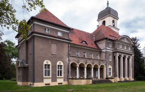  - Palace in Łosiów