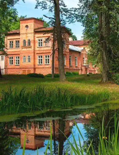 European castles April 2026