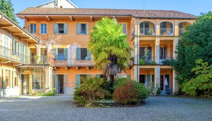 Historic Lake Orta property in Miasino