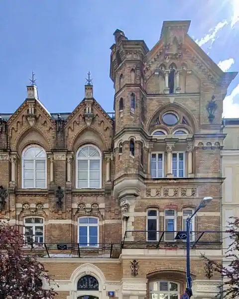 Urban palace Historic estate listings May 2026