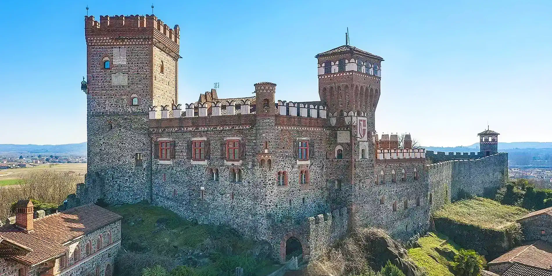 Castles for sale - Castles Italy October 2025