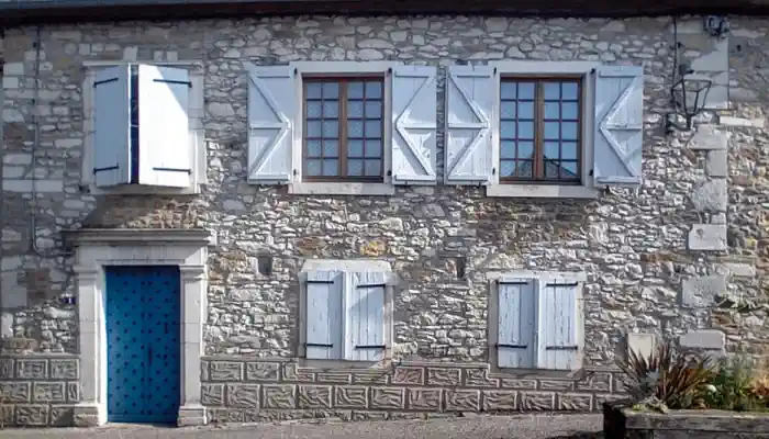 Charming stone house with historic features, garden and barn
