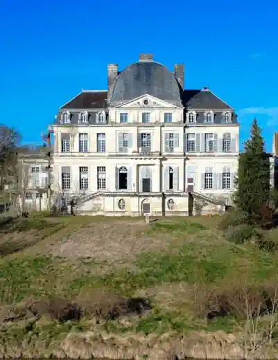 properties in France Centre-Loire Valley