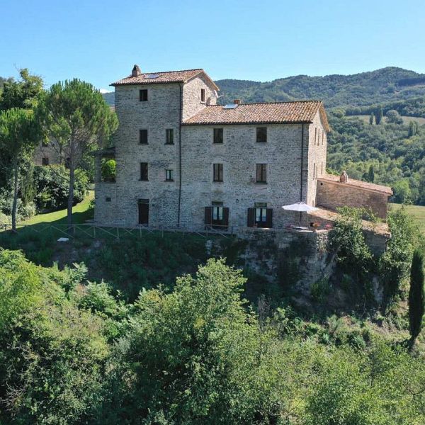 Luxury country villa for sale in 06014 Montone, Umbria, Italy