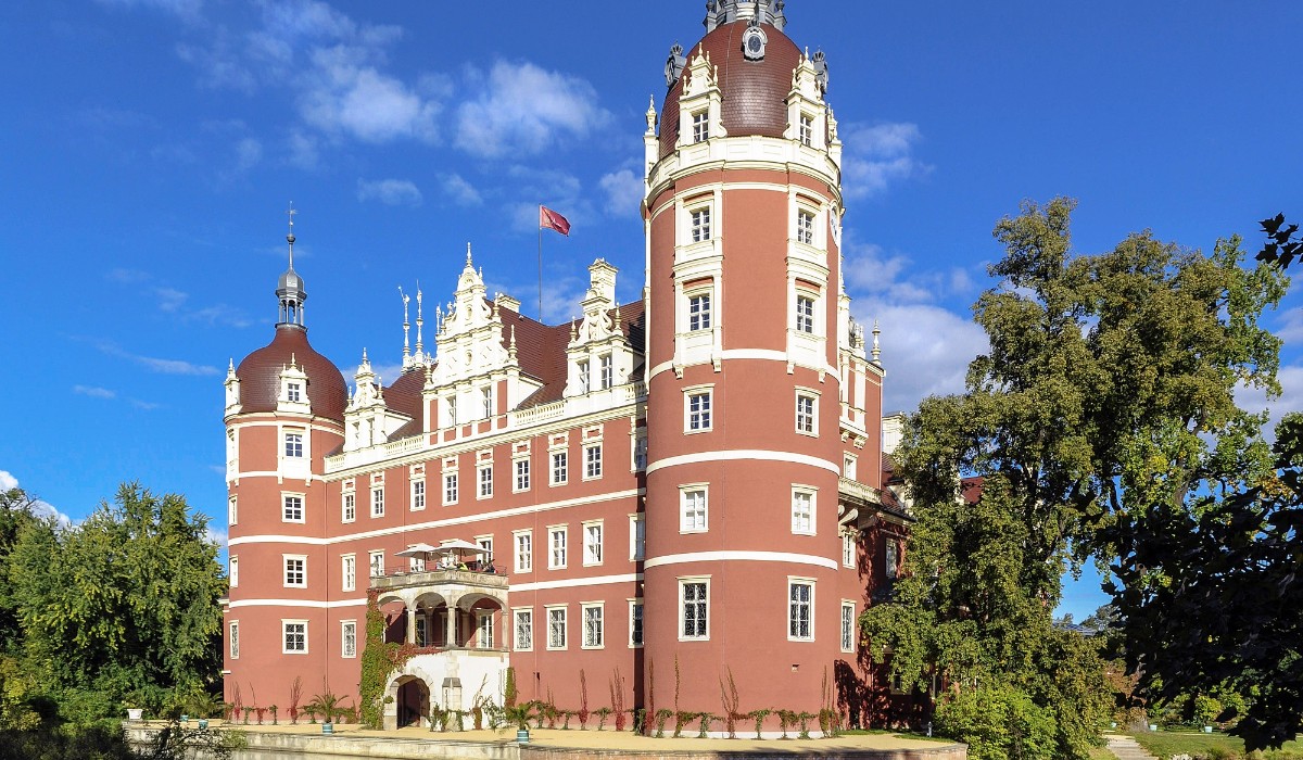 Castle in Bad Muskau, Fürst-Pückler-Garden (World Heritage), Bad Muskau - Mužakow