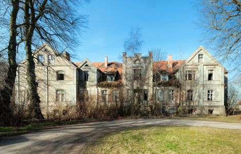 Neese, Fritz-Reuter-Straße - Manor in Neese