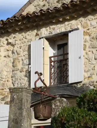 Prestigious estate with guest house and park near Uzès, Uzès, Occitania