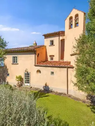 Renaissance-era property on the hills of Florence