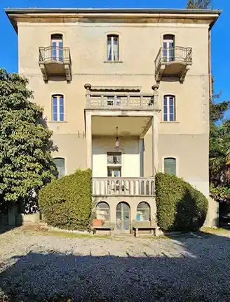 Period mansion in Costa Masnaga between Lake Como and Milan, Costa Masnaga, Lombardy