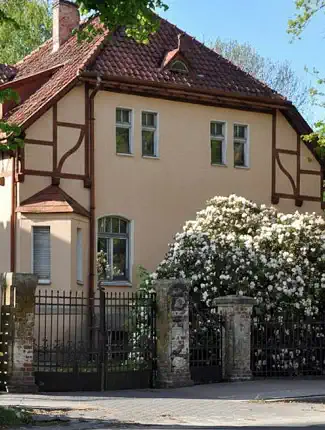 Historic Villa 1901 — Zoning Plan Office/Services, Extension Possible, Full Documentation — Koszalin City Centre, Koszalin, West Pomerania