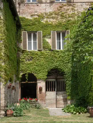 Palazzo Merletti – 14th-Century Noble Residence in the Marche, Mercatello sul Metauro, Marche