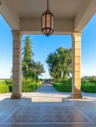 Historic villa for sale by private auction with pool and independent annexe in Mesagne