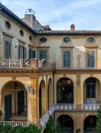 Villa di Bastiano: 13th-century double-tower estate in Mugello, Panicaglia, Tuscany