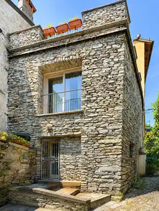 17th-century townhouse with Lake Maggiore views near Verbania, Verbania, Piedmont