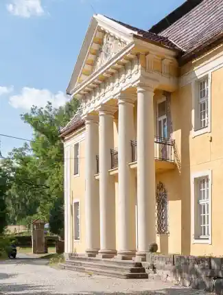 Baroque and Neoclassical manor house in Saxony