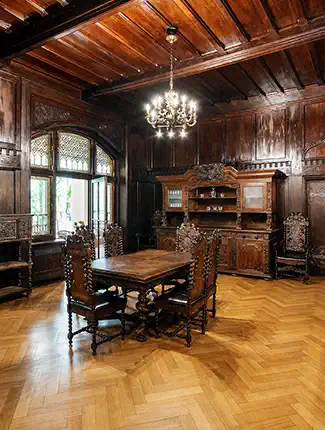 Castle in the Giant Mountains with panoramic views and valuable interior – 29,8 acres
