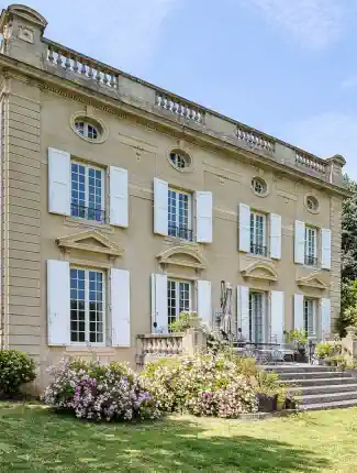 Historic estate with chapel, orangerie and pool near Lyon, Vaugneray, Auvergne-Rhône-Alpes