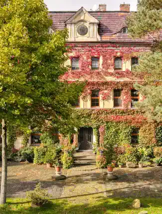 Classical neo-baroque castle in Silesia - Pałac w Wojnowicach, Wojnowice, Silesia