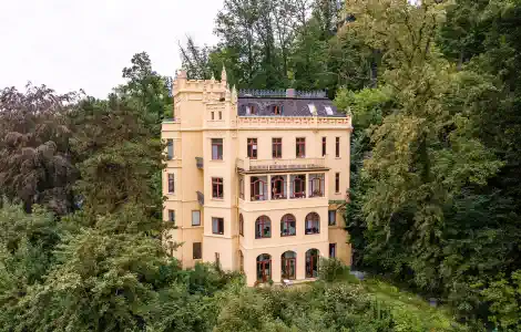 Sell a historic villa in Gera