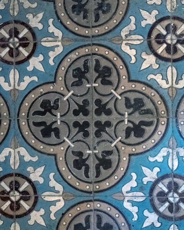 Historical floor tiles in the Villa Wittig in Köthen